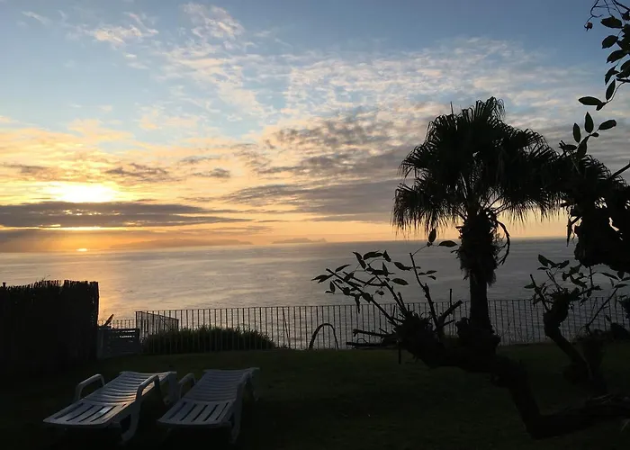 To Sea * Santa Cruz (Madeira)